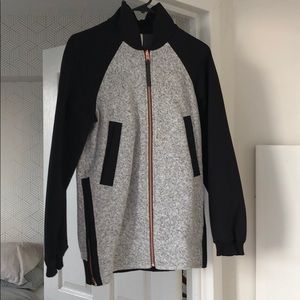 Lululemon Women’s Size 4